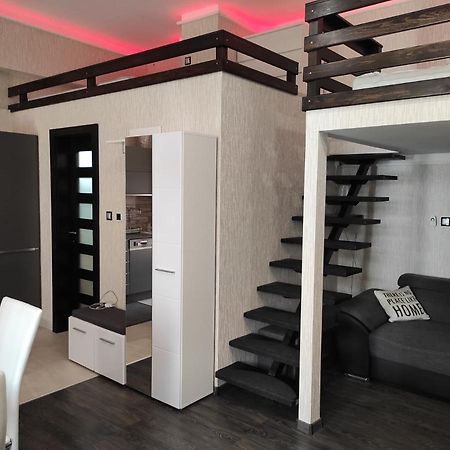 Corvinus Apartman Budapeste Exterior foto