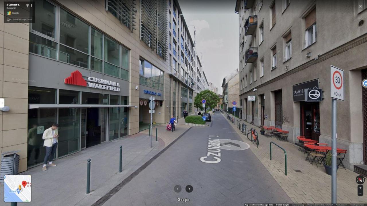 Corvinus Apartman Budapeste Exterior foto